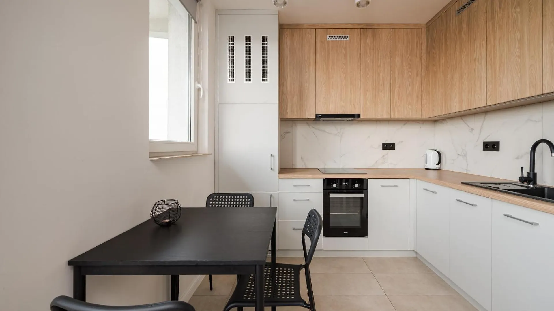 Atenska City View Apartment Warsaw