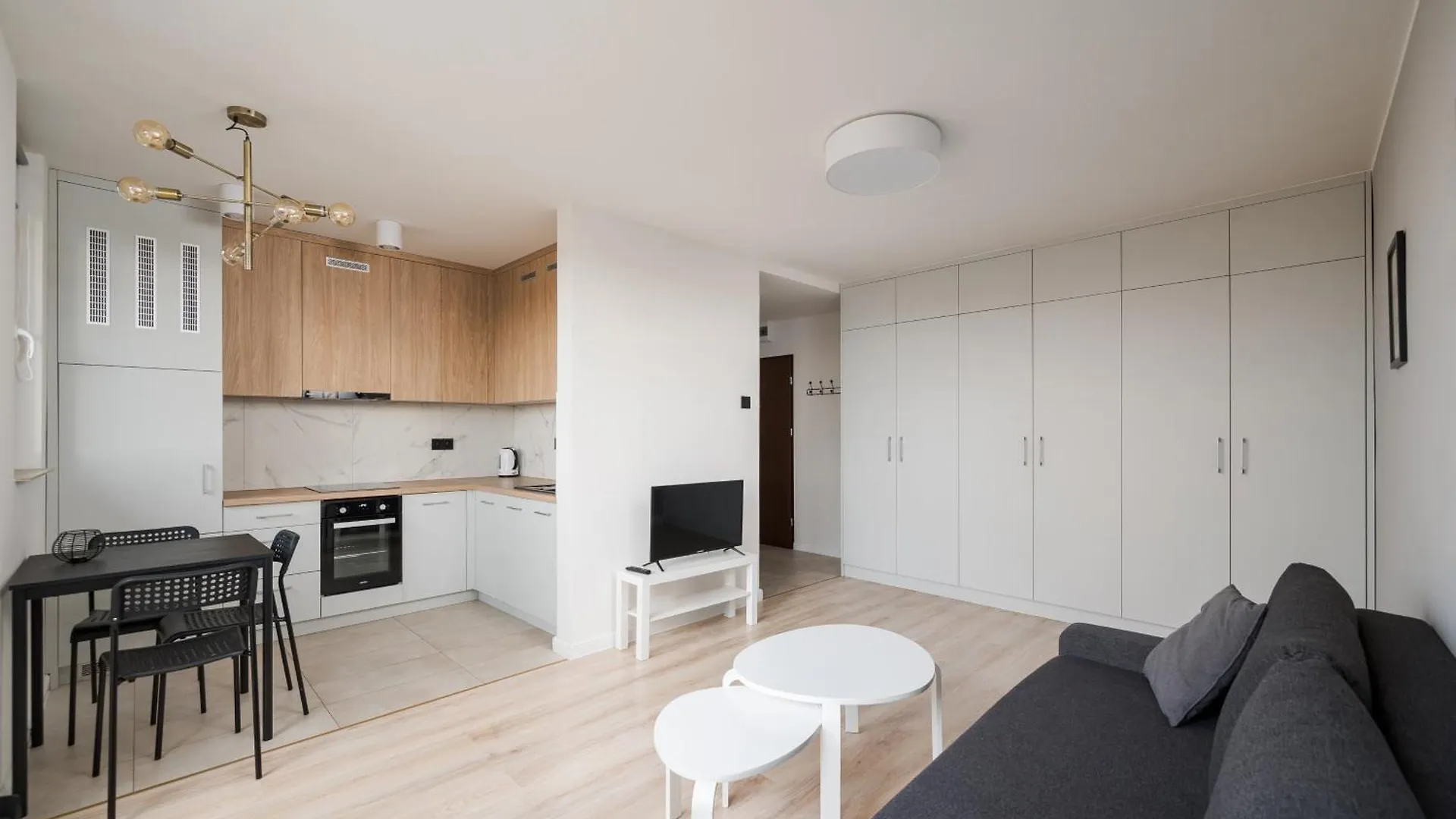 Atenska City View Apartment Warsaw