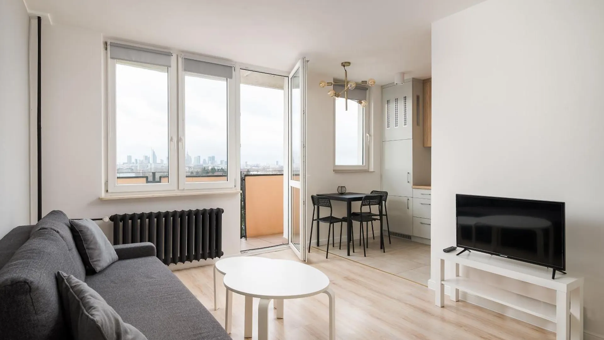 Atenska City View Apartment Warsaw