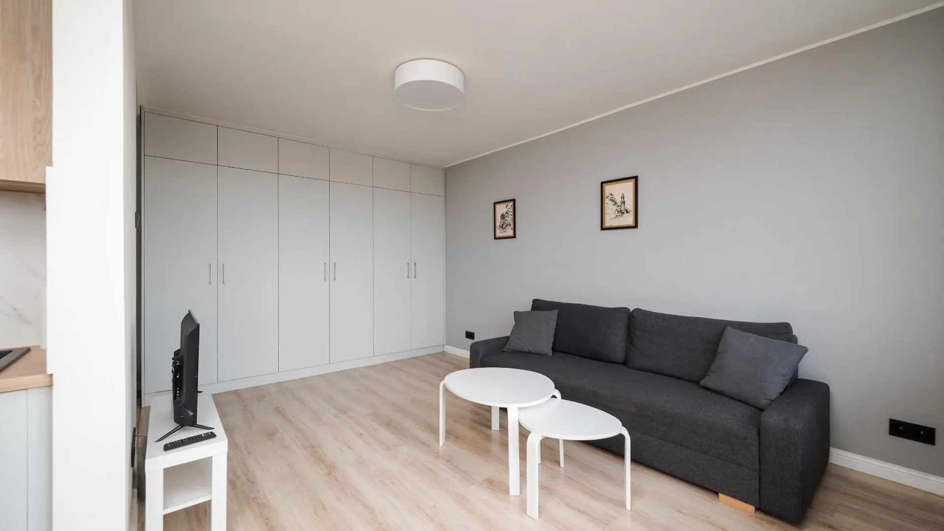 Atenska City View Apartment Warsaw